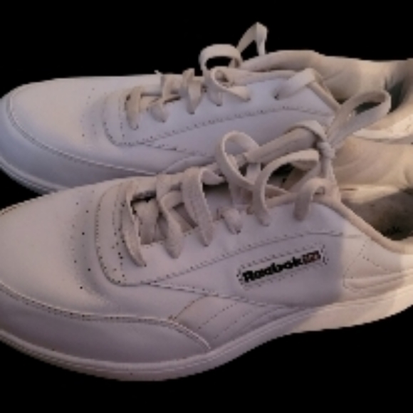 Reebok Sneakers, White,Mens, Size 13 Extra-Wide-EUC - Picture 3 of 11